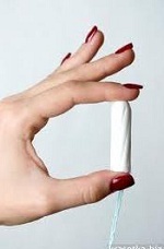 14-летняя девочка умерла после использования тампона!