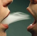 Ученые уверены, что пассивное курение не приводит к раку!