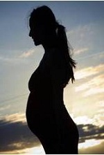 В США все больше женщин  рожают, будучи  девственницами 